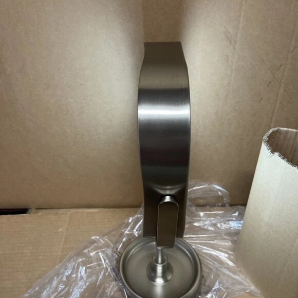 Conair Halo LED Rechargeable Double-Sided Vanity Mirror 10x Magnification  Light - Picture 5 of 9